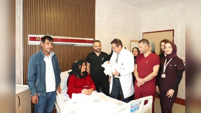 Şanlıurfa'da Tüp Bebek Tedavisiyle Doğmuş Bebeğe Doktorun Adı Verildi