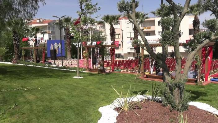 İzmir'de 'Üç Fidan Parkı' Açıldı: Mahmut Tanal, Günümüz Yargısıyla 1971'i Karşılaştırdı