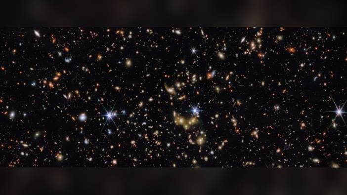 James Webb, 12 Milyar Işık Yılı Uzaklıktaki Binlerce Galaksiyi Tek Karede Görüntüledi
