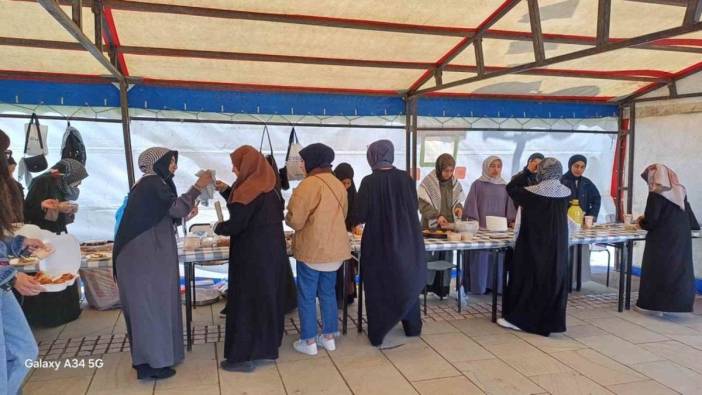 Van YYÜ'de Gazze İçin Yardım Kampanyası