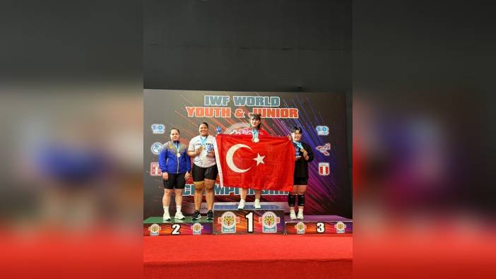 Fatmagül Çevik, dünya halter şampiyonu oldu