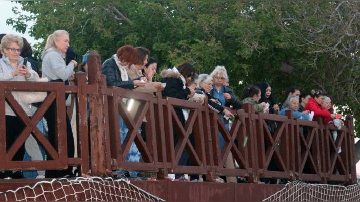 Antalya'da Hıdırellez kutlamaları Konyaaltı Sahili'nde yoğunluk yarattı