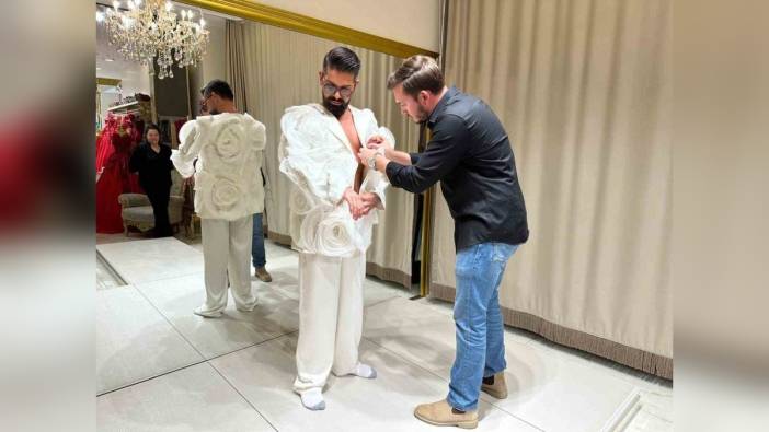 Mehmet Çevik'in gösterişli sahne kostümleri müzede sergilenecek