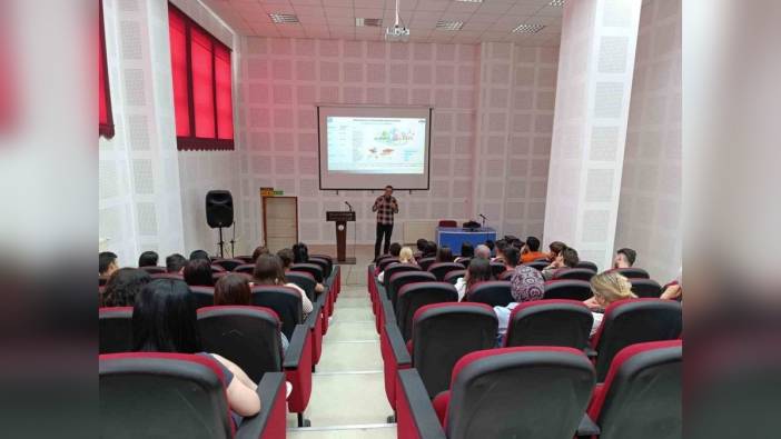 DPÜ'de perovskit fotovoltaikler semineri düzenlendi