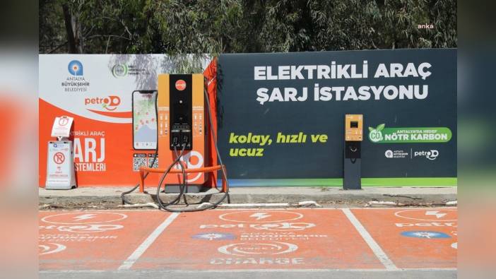 Antalya'da elektrikli araç şarj istasyonu sayısı 34'e ulaştı