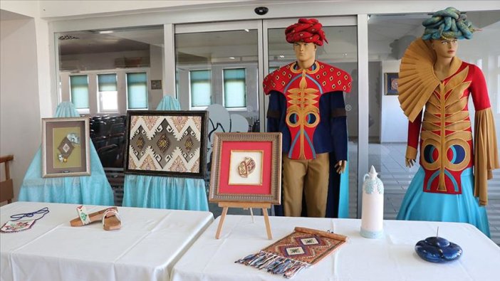 Kilim motifleri aksesuarlarda yaşatılacak
