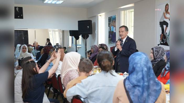 Ahmet Ataç, Şarhöyük Belde Evi kursiyerleriyle buluştu