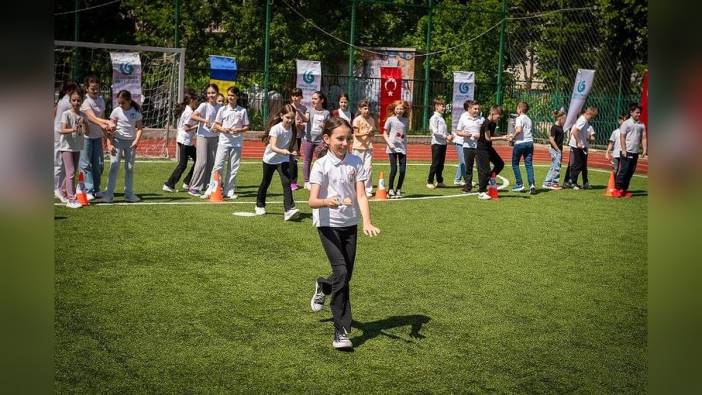 Yunus Emre Enstitüsü, Romanya'daki öğrenciler için dostluk pikniği düzenledi