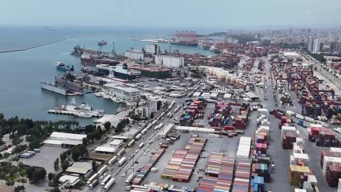 Mersin'de 2 zehir tacirinin yakalandığı operasyonda büyük miktarda uyuşturucu ele geçirildi