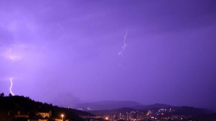 Meteorolojiden fırtına ve sağanak uyarısı