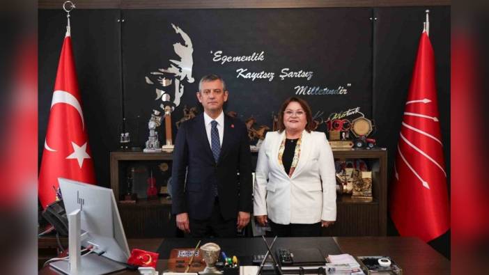 Hatice Gençay, Özgür Özel'i ziyaret etti