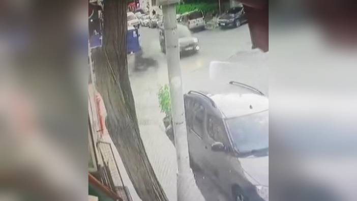 SultanGazı'de motosiklet kazası güvenlik kamerasına yansıdı