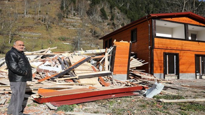 Uzungöl'de yanlışlıkla yıkıldığı iddia edilen bina kaçak çıktı