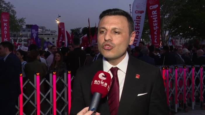 İmamoğlu'na özgürlük çağrısı Beyazıt Meydanı'ndan yükseldi