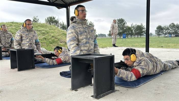 Kütahya Hava Er Eğitim Tugayı'nda 34 bin Mehmetçik temel askerlik eğitimini tamamladı