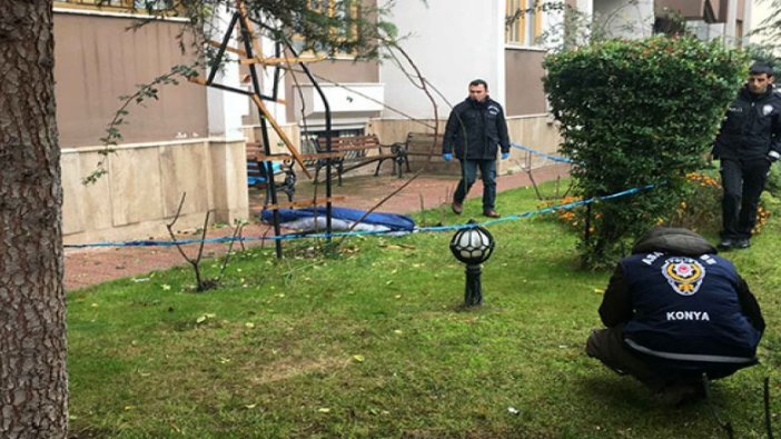 7'nci kattan düşen kadın öldü