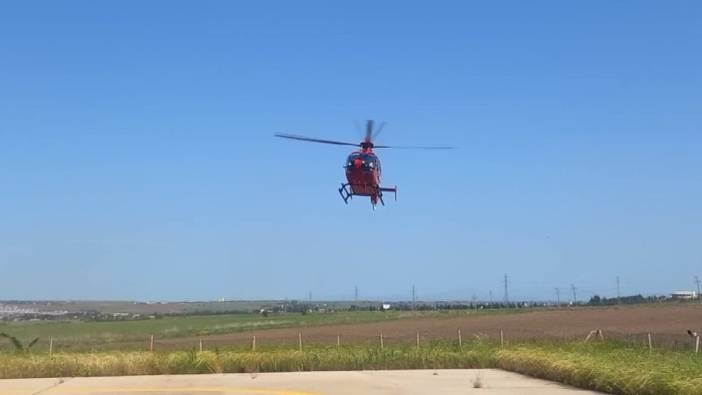 Diyarbakır'da ağaçtan düşen Ayetullah Yıldız, ambulans helikopterle hastaneye kaldırıldı