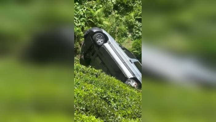 Rize'de hafif ticari araç çay bahçesine yuvarlandı: 2 yaralı