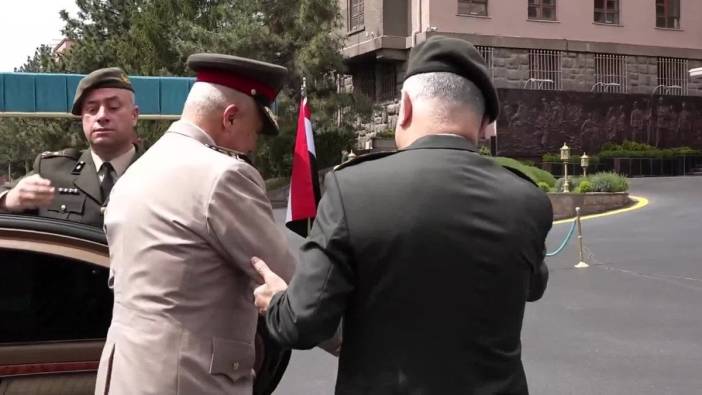 Genelkurmay Başkanı Orgeneral Metin Gürak, Mısır Genelkurmay Başkanı Korgeneral Ahmed Fathi Khalifa ile görüştü