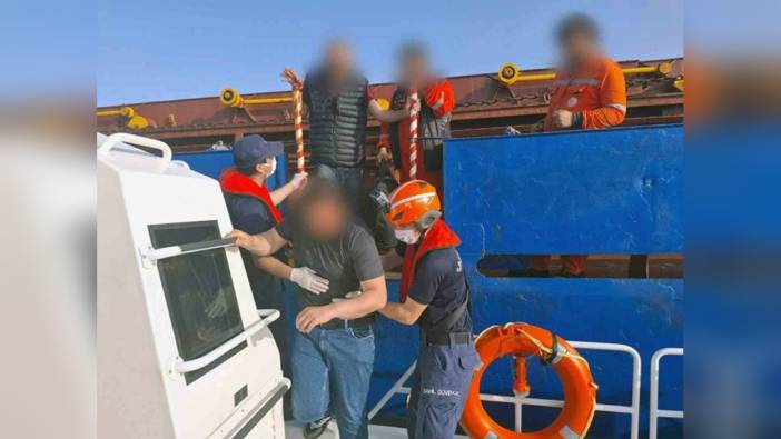 Fethiye açıklarında yaralı vatandaş tahliye edildi