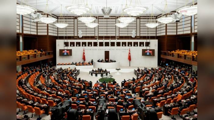 TBMM'de KHK düzenlemeleri kabul edildi: Bakan müşavirliği ve diğer değişiklikler yasalaştı