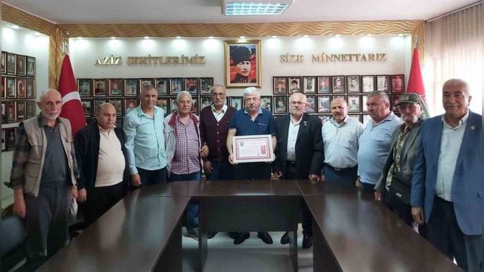 Denizli Derneği, Roşirvan Çekiç'e Onursal Üyelik Verdi