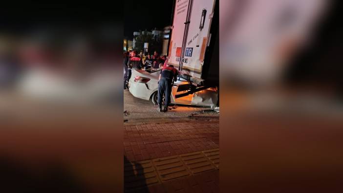 Silifke'de feci kaza: İki kişi hayatını kaybetti