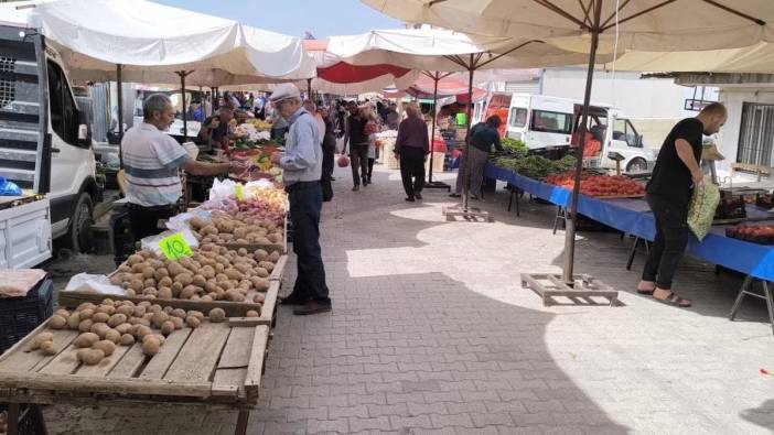 Osmaniye'de Pazar Yeri: Vatandaşlar hayat pahalılığından şikayetçi