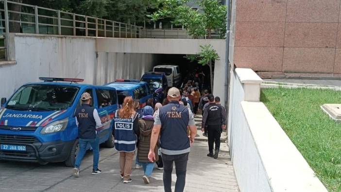 Gaziantep merkezli FETÖ operasyonu: 77 tutuklama