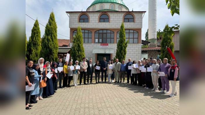 Çaycuma'da 35 kadın seracılık kursunu tamamladı