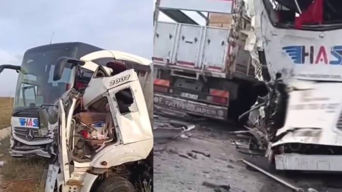 Kamyon ile yolcu otobüsünün birbirine girdiği kazada araçlar hurdaya döndü
