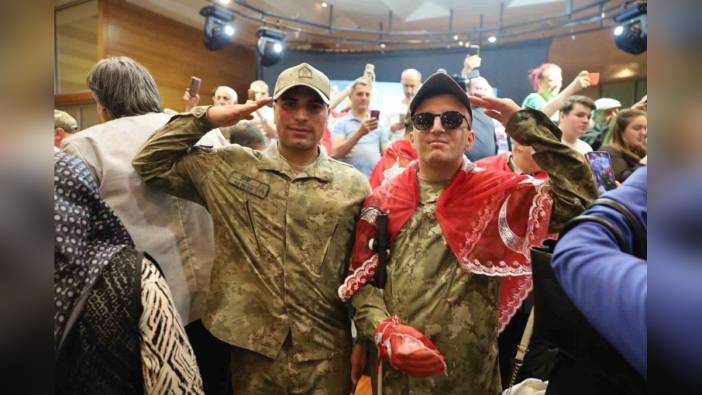 Bursa'da engelli bireyler için Askerlik kına gecesi düzenlendi