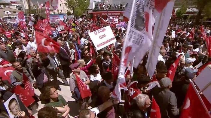 CHP Genel Başkanı Özel Van'da: 'Artık tüm Türkiye, kardeşliğin kalesi'