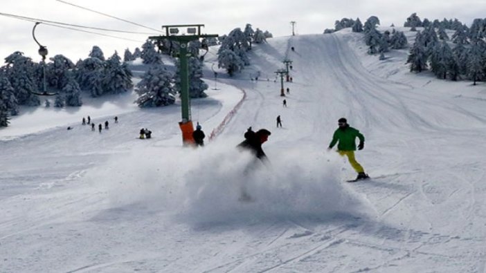 Salda Kayak Merkezi'nde sezon açıldı