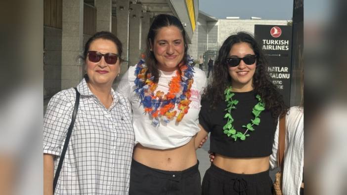 Aysu Türkoğlu: Ka'iwi Kanalı'nı 21 saatte geçti