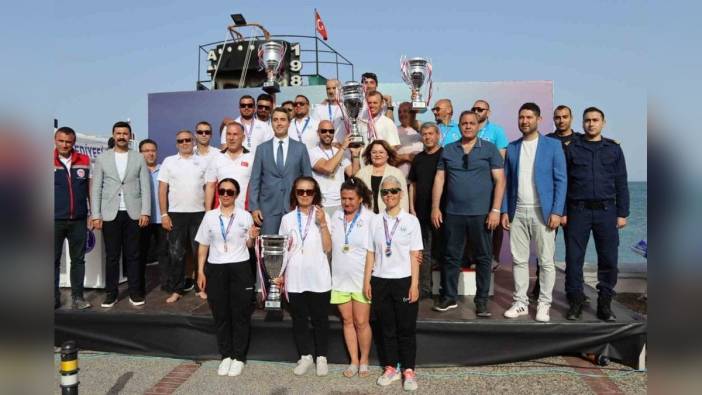 Didim'de zıpkınla balık avı heyecanı