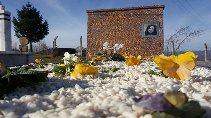 Ceren'e granitten mezar yapıldı, taşında yazılı sözler duygulandırdı