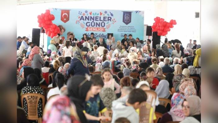 Melikgazi Belediyesi'nden Anneler Günü şenliği