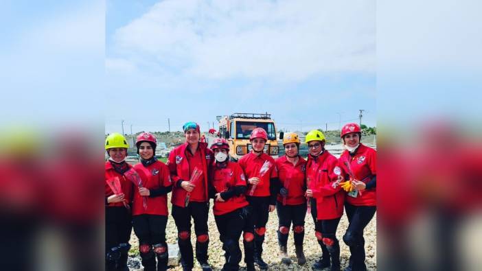 Dorlion Arama Kurtarma Ekibi'nden Annelere Özel Kutlama