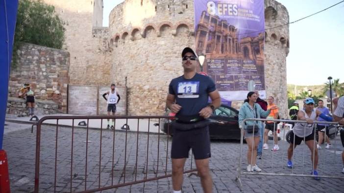 Çeşme Maratonu’nda Ahmet Bayram ve Aylar Ghazvini birinci oldu