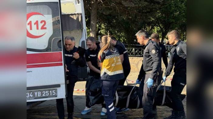 Kağıthane'de feci kaza: Servis minibüsü yayalara çarptı, 1 ölü 4 yaralı
