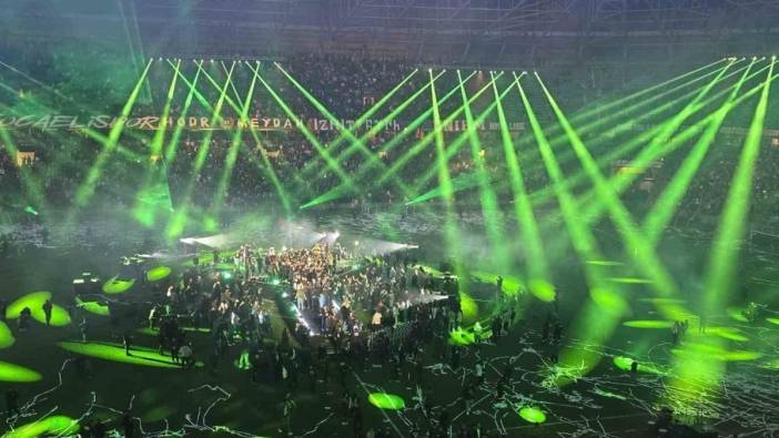 Kocaelispor, 16 yıl sonra Süper Lig'e yükseldi: Şampiyonluk Kupası coşkuyla kaldırıldı