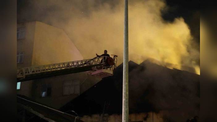 Gümüşhane'de iki ev kül oldu: Yangının çıkış nedeni araştırılıyor