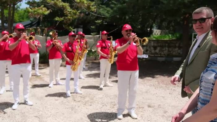 Burdur Belediyesi'nden Hıdırellez ve Anneler Günü kutlaması: 'Dileklerimiz barış, huzur ve mutluluk için'