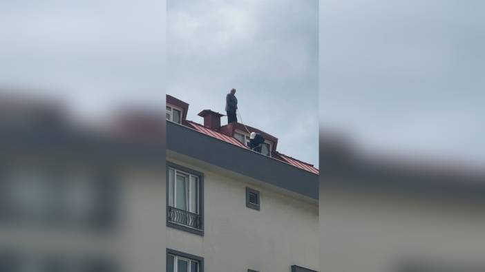 Beylikdüzü'nde tadilat şoku: İple sarkarak canını hiçe saydı
