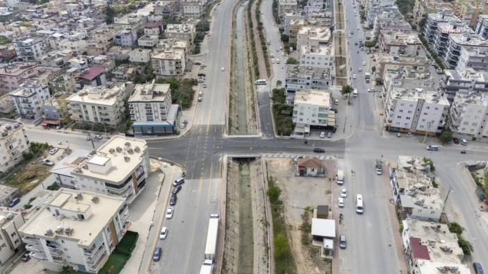 Tarsus'ta Ömer Nazmi ve Veysel Çavuş Caddelerini birbirine bağlayan köprü genişletildi