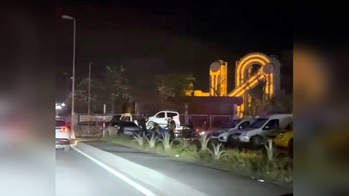 Avcılar'da yüksek sesle müzik yayını yapan sürücülere polis müdahalesi