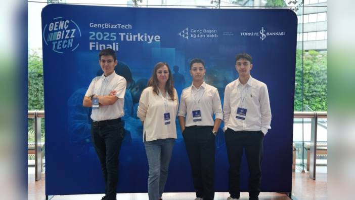 GençBizzTech'te Geleceğin Girişimcileri Yarıştı: Freshbrain, Avrupa'nın En Büyük Girişimcilik Festivali'ne Katılmaya Hak Kazandı