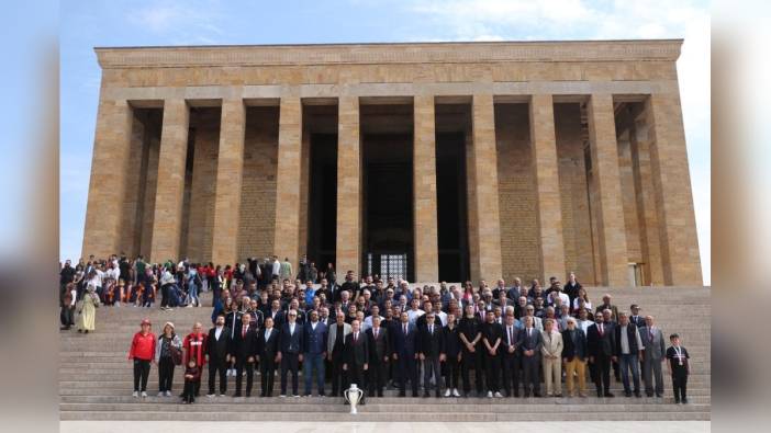 Gençlerbirliği, Süper Lig yükselişini Anıtkabir'de kutladı