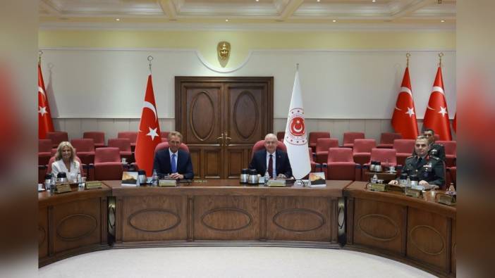 Milli Savunma Bakanı Güler, Jeff Flake'i kabul etti